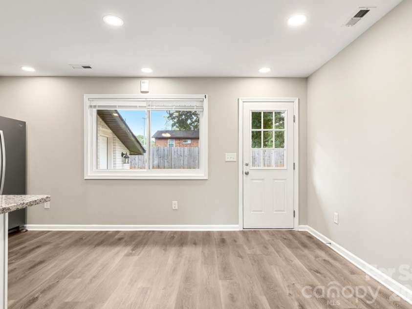 2427 Carrington Court, Charlotte, NC 28208.  MLS# CAR4426258, YatesRealty ID 52332. 