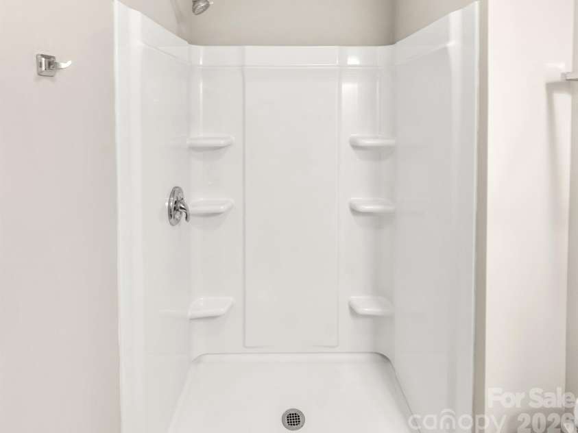 2427 Carrington Court, Charlotte, NC 28208.  MLS# CAR4426258, YatesRealty ID 52332. 