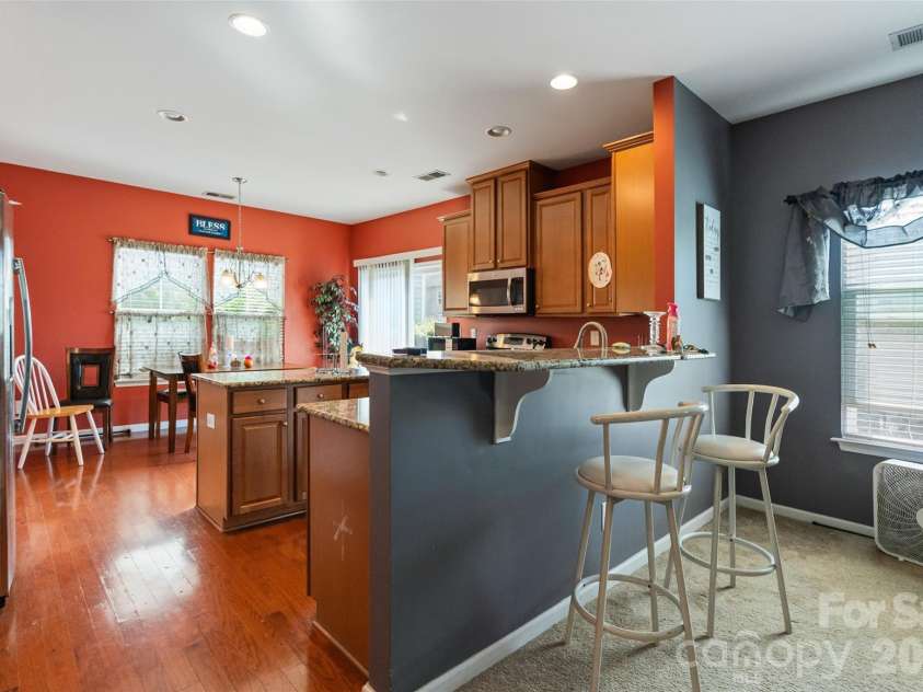 2067 Hamil Ridge Drive, Waxhaw, NC 28173.  MLS# CAR4426674, YatesRealty ID 52336. 