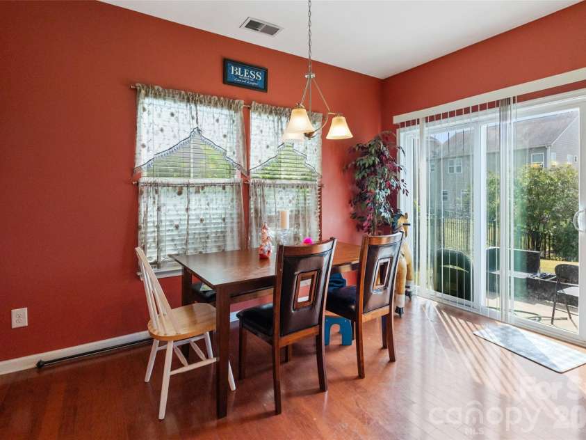 2067 Hamil Ridge Drive, Waxhaw, NC 28173.  MLS# CAR4426674, YatesRealty ID 52336. 