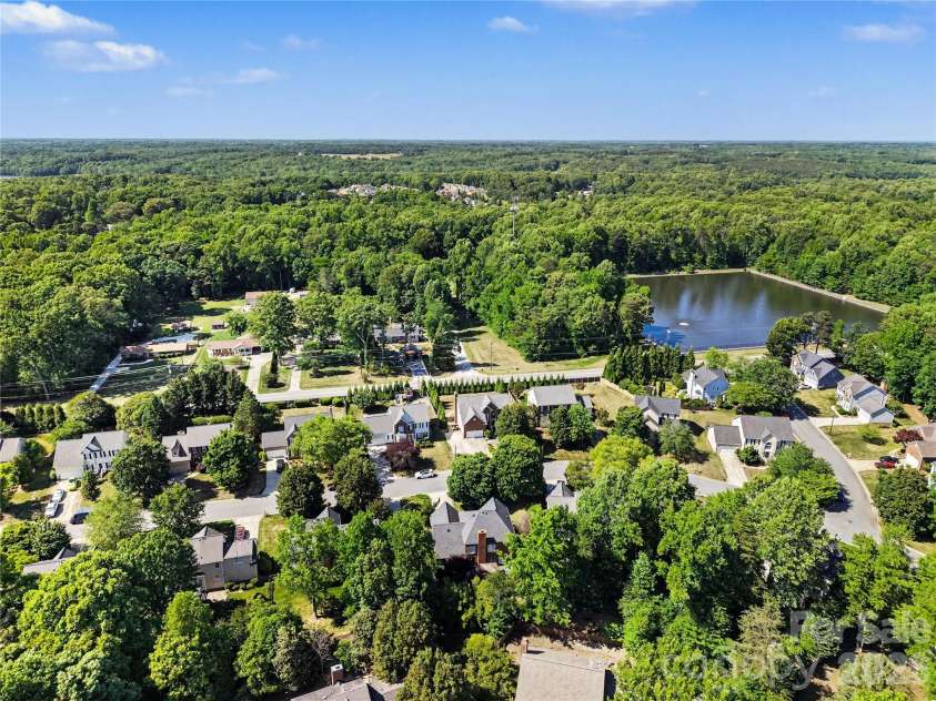 5718 Bayleaf Lane, Greensboro, NC 27455.  MLS# CAR4426005, YatesRealty ID 52339. 