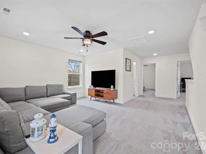 2374 Windley Drive, Gastonia, NC 28054.  MLS# CAR4351075, YatesRealty ID 5234. 