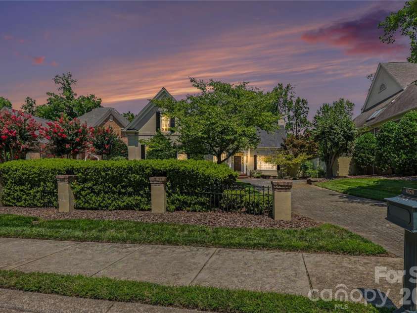 4320 Doverstone Lane, Greensboro, NC 27407.  MLS# CAR4426044, YatesRealty ID 52340. 