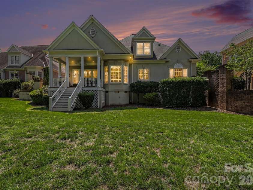 4320 Doverstone Lane, Greensboro, NC 27407.  MLS# CAR4426044, YatesRealty ID 52340. 