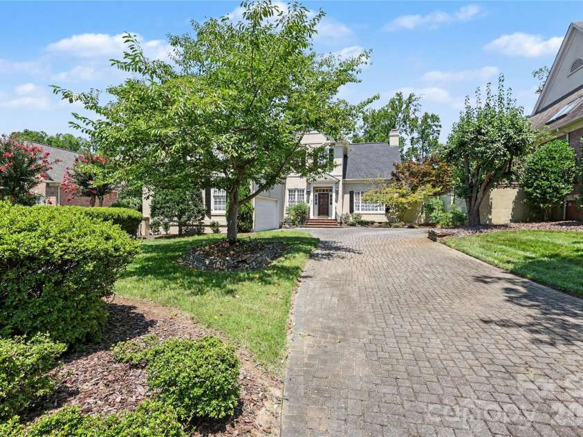 4320 Doverstone Lane, Greensboro, NC 27407.  MLS# CAR4426044, YatesRealty ID 52340. 