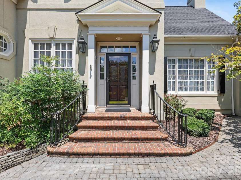 4320 Doverstone Lane, Greensboro, NC 27407.  MLS# CAR4426044, YatesRealty ID 52340. 