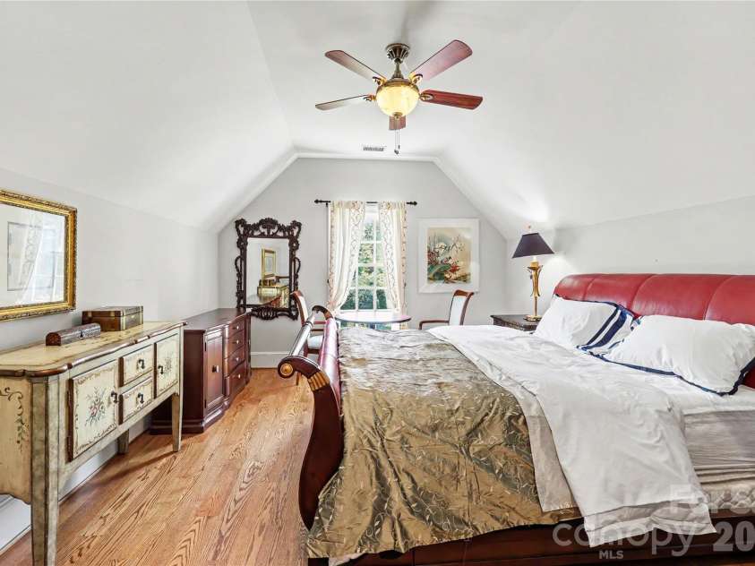 4320 Doverstone Lane, Greensboro, NC 27407.  MLS# CAR4426044, YatesRealty ID 52340. 