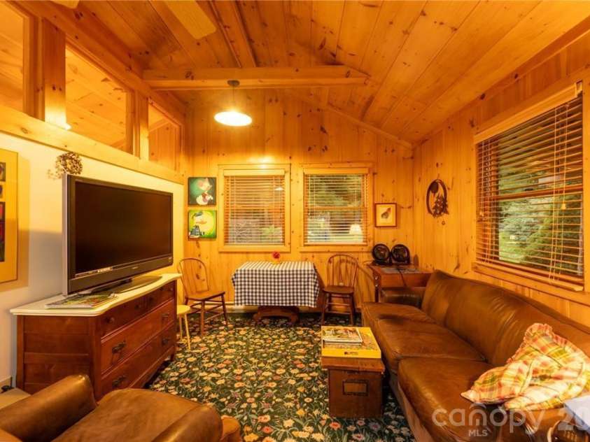 151 Red Tailed Hawk Road, Banner Elk, NC 28604.  MLS# CAR4427240, YatesRealty ID 52343. 