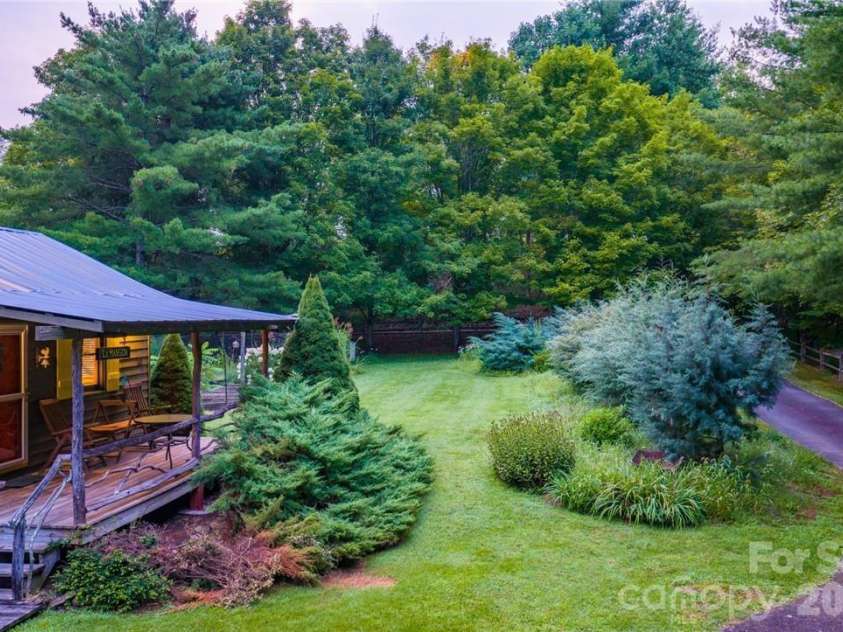 151 Red Tailed Hawk Road, Banner Elk, NC 28604.  MLS# CAR4427240, YatesRealty ID 52343. 