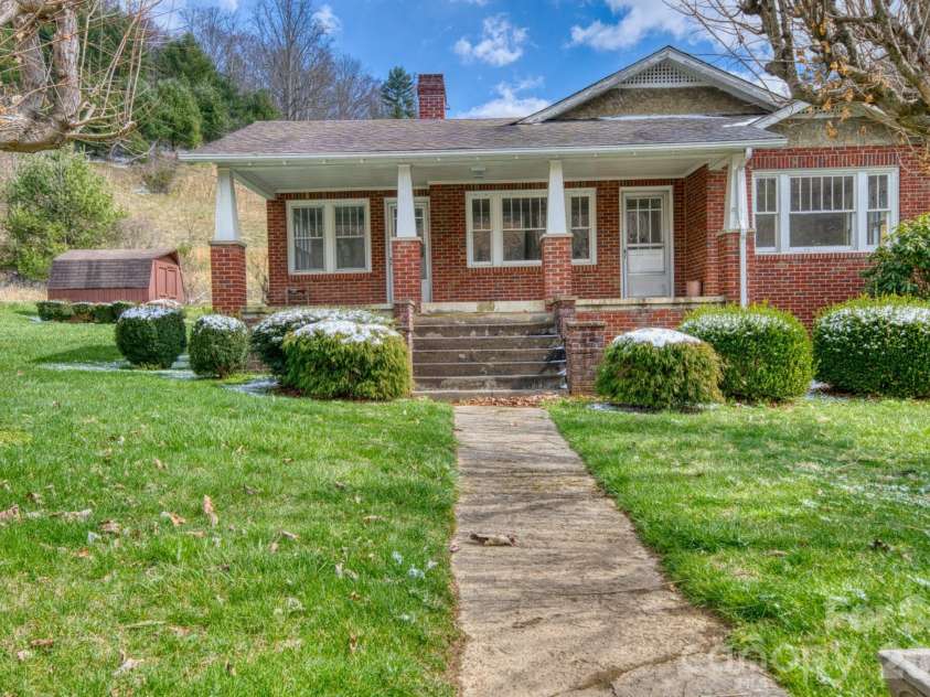 6090 US 23 Highway, Mars Hill, NC 28754.  MLS# CAR4356782, YatesRealty ID 52345. 