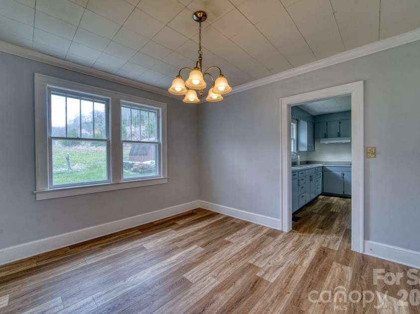 6090 US 23 Highway, Mars Hill, NC 28754.  MLS# CAR4356782, YatesRealty ID 52345. 
