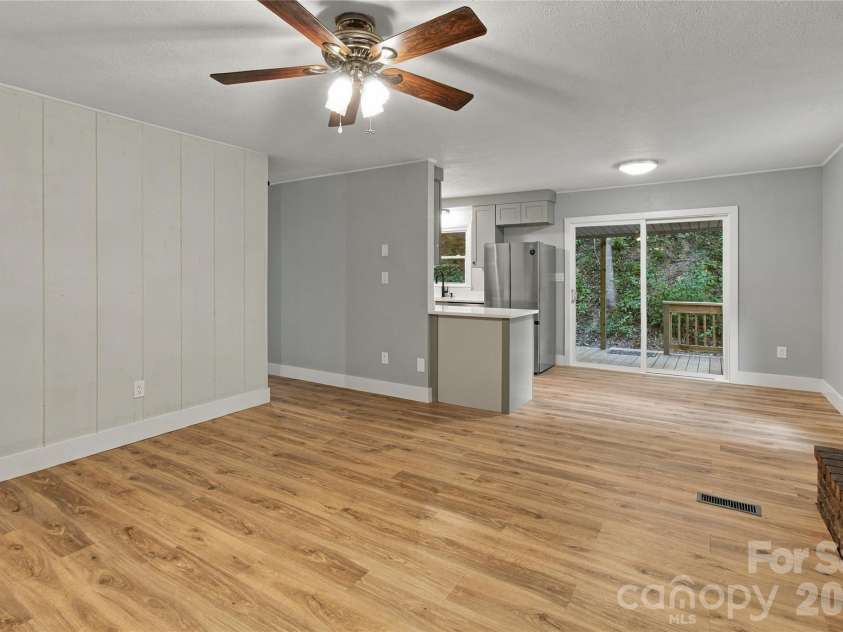 90 Beech Valley Estates, Weaverville, NC 28787.  MLS# CAR4426367, YatesRealty ID 52347. 