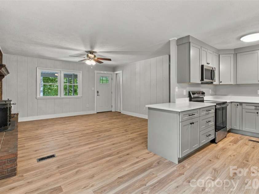 90 Beech Valley Estates, Weaverville, NC 28787.  MLS# CAR4426367, YatesRealty ID 52347. 