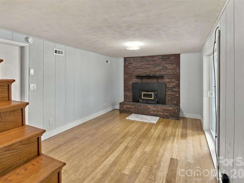 90 Beech Valley Estates, Weaverville, NC 28787.  MLS# CAR4426367, YatesRealty ID 52347. 