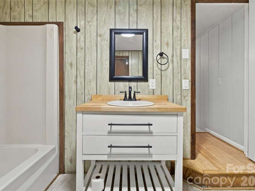 90 Beech Valley Estates, Weaverville, NC 28787.  MLS# CAR4426367, YatesRealty ID 52347. 