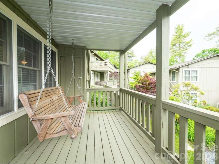202 Village Green Road, Blowing Rock, NC 28605.  MLS# CAR4393048, YatesRealty ID 52348. 