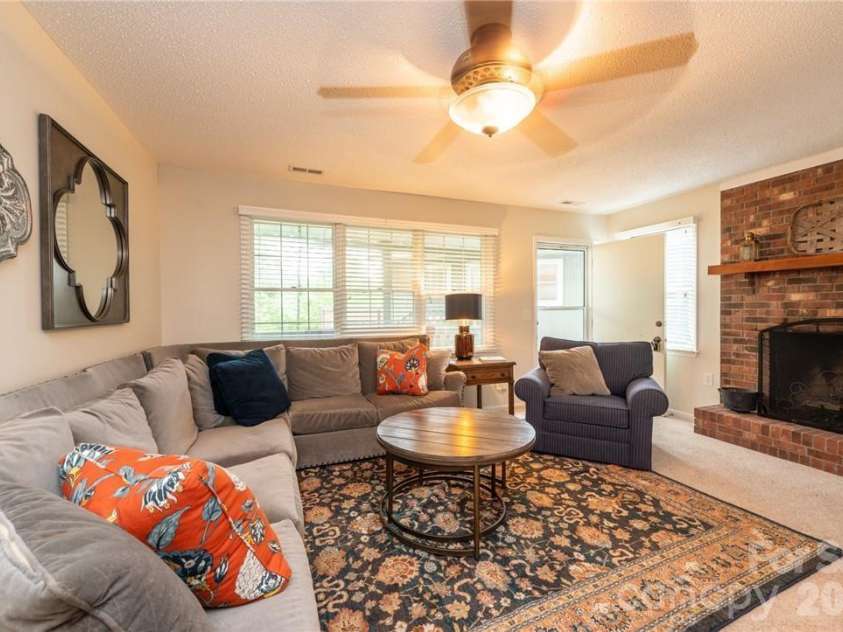 202 Village Green Road, Blowing Rock, NC 28605.  MLS# CAR4393048, YatesRealty ID 52348. 
