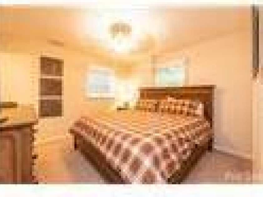 202 Village Green Road, Blowing Rock, NC 28605.  MLS# CAR4393048, YatesRealty ID 52348. 