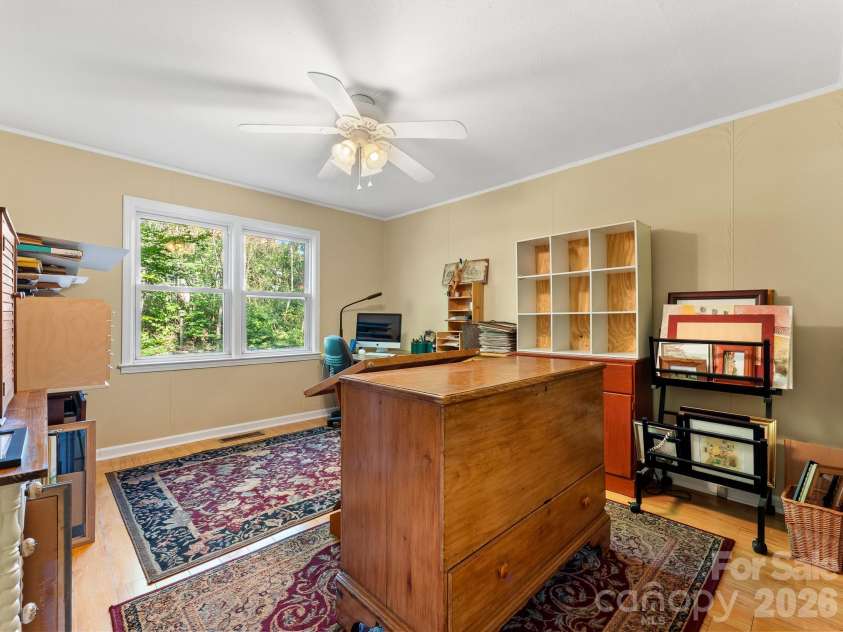 51 Parkview Drive, Brevard, NC 28712.  MLS# CAR4426736, YatesRealty ID 52349. 