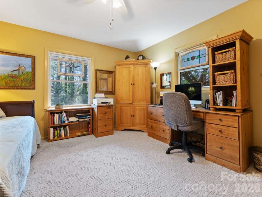 51 Parkview Drive, Brevard, NC 28712.  MLS# CAR4426736, YatesRealty ID 52349. 