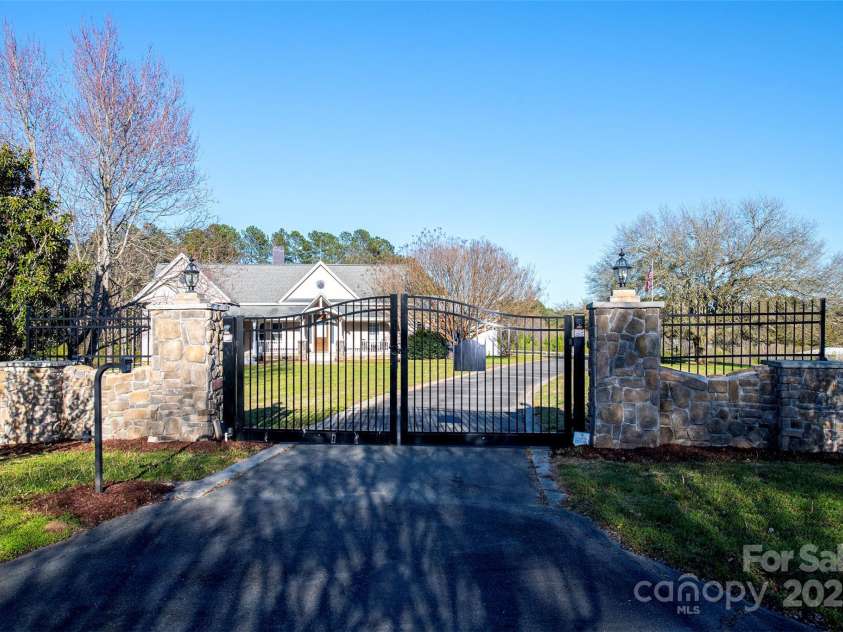 1615 Stack Road, Monroe, NC 28112.  MLS# CAR4237928, YatesRealty ID 5235. 