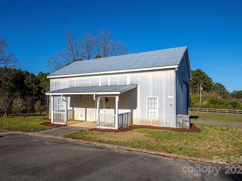 1615 Stack Road, Monroe, NC 28112.  MLS# CAR4237928, YatesRealty ID 5235. Huge Workshop
