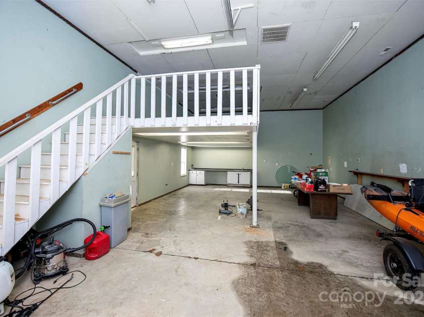 1615 Stack Road, Monroe, NC 28112.  MLS# CAR4237928, YatesRealty ID 5235. Inside of workshop