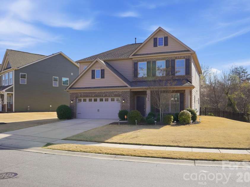 226 Hawks Creek Parkway, Fort Mill, SC 29708.  MLS# CAR4349567, YatesRealty ID 5235. 