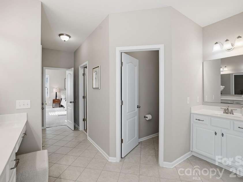 226 Hawks Creek Parkway, Fort Mill, SC 29708.  MLS# CAR4349567, YatesRealty ID 5235. 
