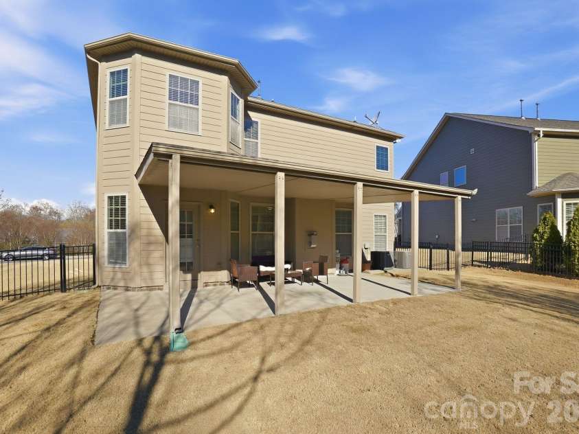 226 Hawks Creek Parkway, Fort Mill, SC 29708.  MLS# CAR4349567, YatesRealty ID 5235. 