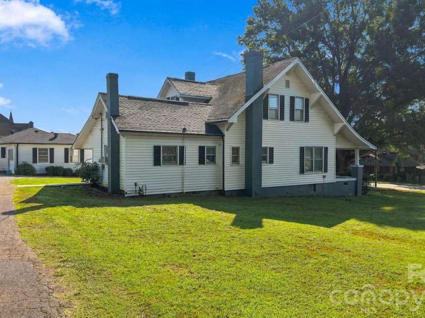 3140 Main Street, Claremont, NC 28610.  MLS# CAR4424661, YatesRealty ID 52351. 