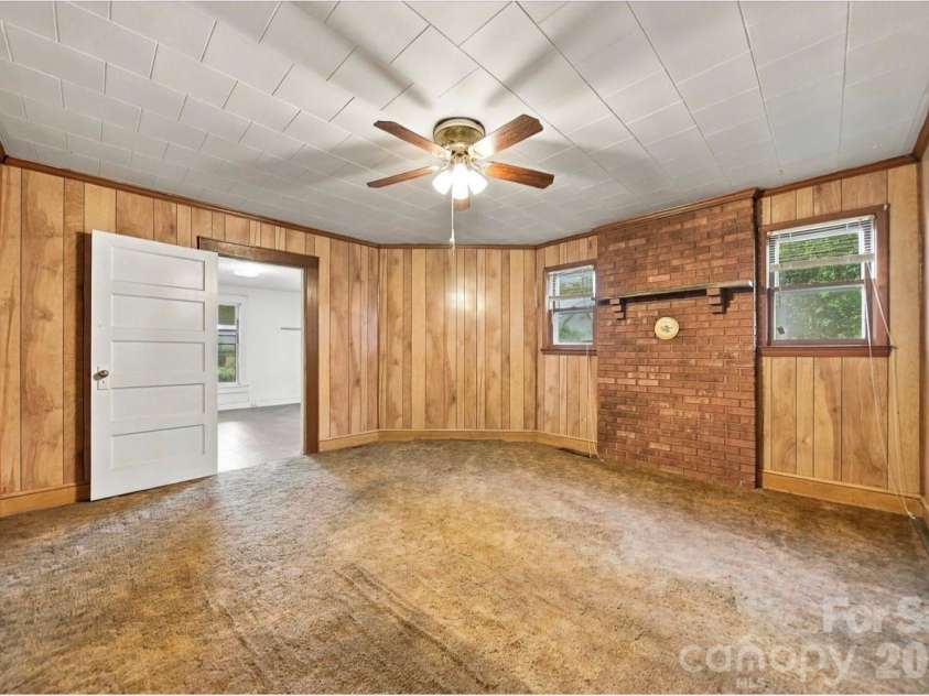 3140 Main Street, Claremont, NC 28610.  MLS# CAR4424661, YatesRealty ID 52351. 