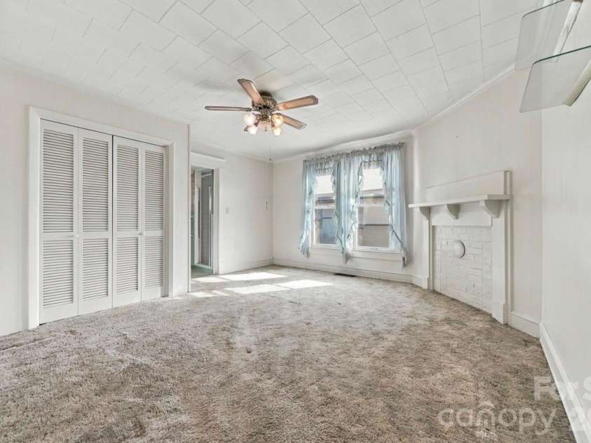 3140 Main Street, Claremont, NC 28610.  MLS# CAR4424661, YatesRealty ID 52351. 