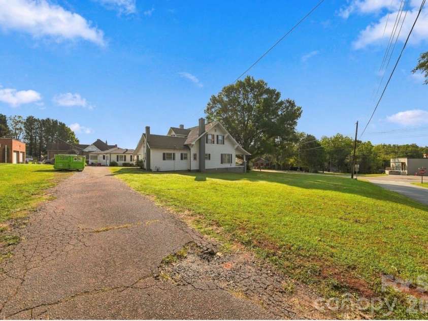 3140 Main Street, Claremont, NC 28610.  MLS# CAR4424661, YatesRealty ID 52351. 
