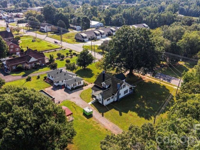 3140 Main Street, Claremont, NC 28610.  MLS# CAR4424661, YatesRealty ID 52351. 