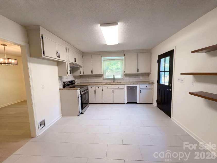 670 Mount Pleasant Road, Mount Pleasant, NC 28124.  MLS# CAR4427342, YatesRealty ID 52354. 