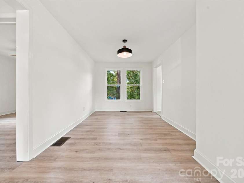 436 Green Street, Morganton, NC 28655.  MLS# CAR4426921, YatesRealty ID 52356. 