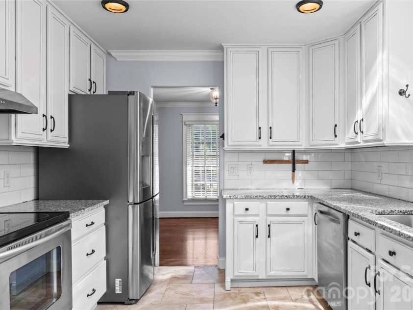 3103 Centennial Street, High Point, NC 27265.  MLS# CAR4426868, YatesRealty ID 52357. 