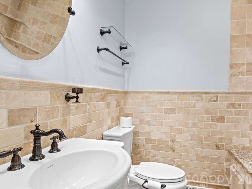 3103 Centennial Street, High Point, NC 27265.  MLS# CAR4426868, YatesRealty ID 52357. Guest Bath
