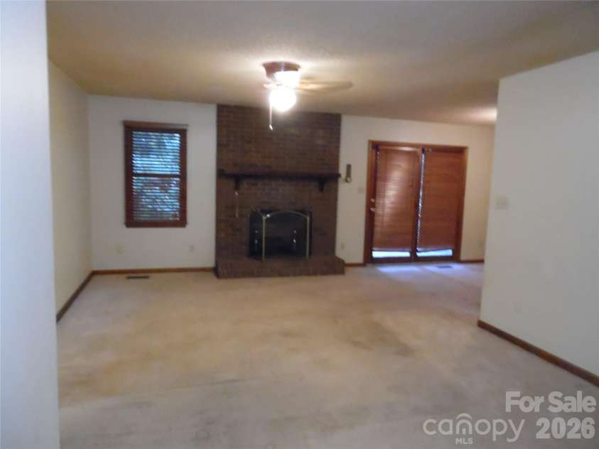1453 Marshbrooke Lane, Catawba, NC 28609.  MLS# CAR4427196, YatesRealty ID 52360. 