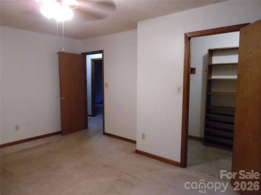 1453 Marshbrooke Lane, Catawba, NC 28609.  MLS# CAR4427196, YatesRealty ID 52360. 