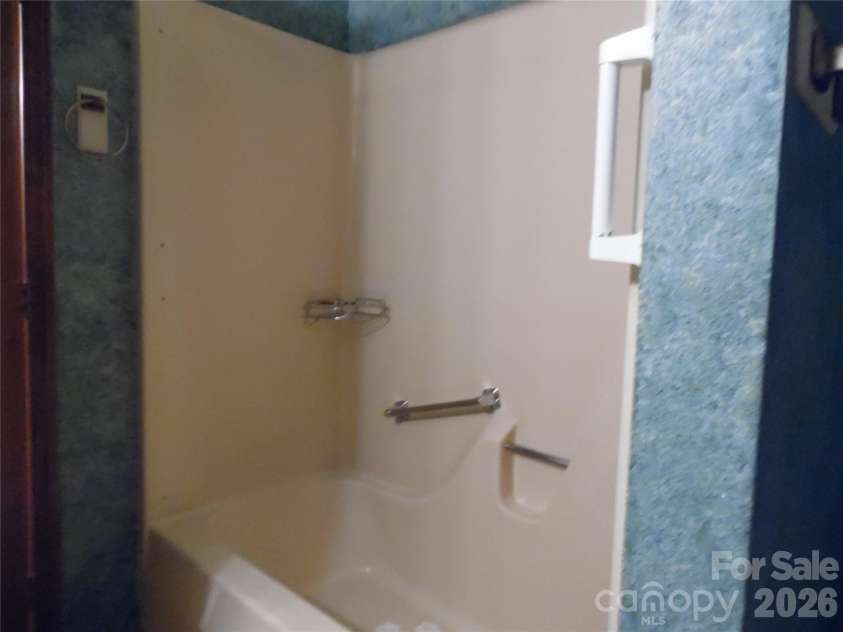 1453 Marshbrooke Lane, Catawba, NC 28609.  MLS# CAR4427196, YatesRealty ID 52360. 
