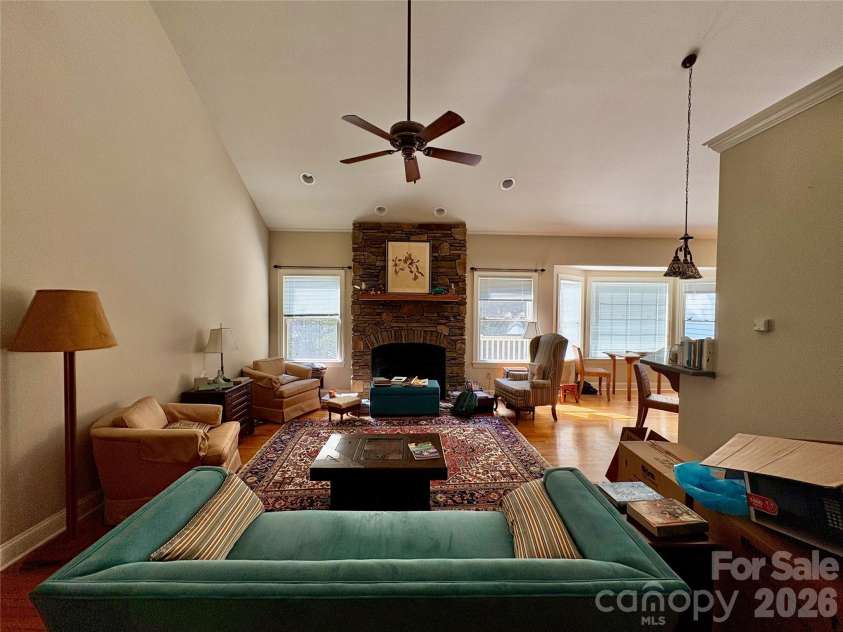 502 Pace Road, Hendersonville, NC 28792.  MLS# CAR4427291, YatesRealty ID 52361. 