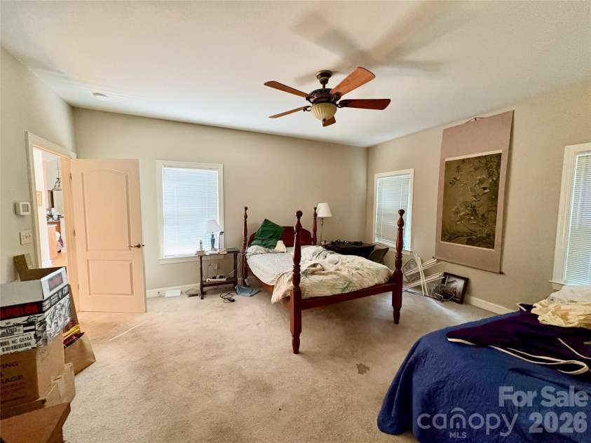 502 Pace Road, Hendersonville, NC 28792.  MLS# CAR4427291, YatesRealty ID 52361. 