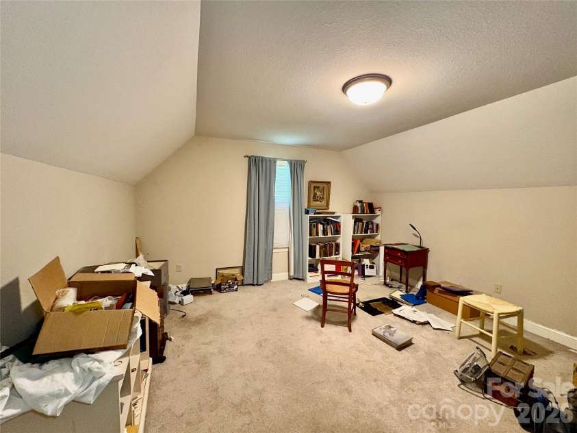 502 Pace Road, Hendersonville, NC 28792.  MLS# CAR4427291, YatesRealty ID 52361. 