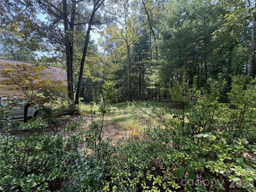 502 Pace Road, Hendersonville, NC 28792.  MLS# CAR4427291, YatesRealty ID 52361. 
