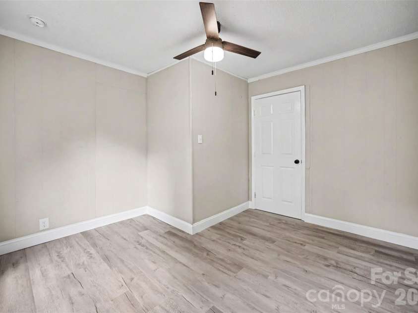 312 Prince Street, Kannapolis, NC 28083.  MLS# CAR4424619, YatesRealty ID 52367. 
