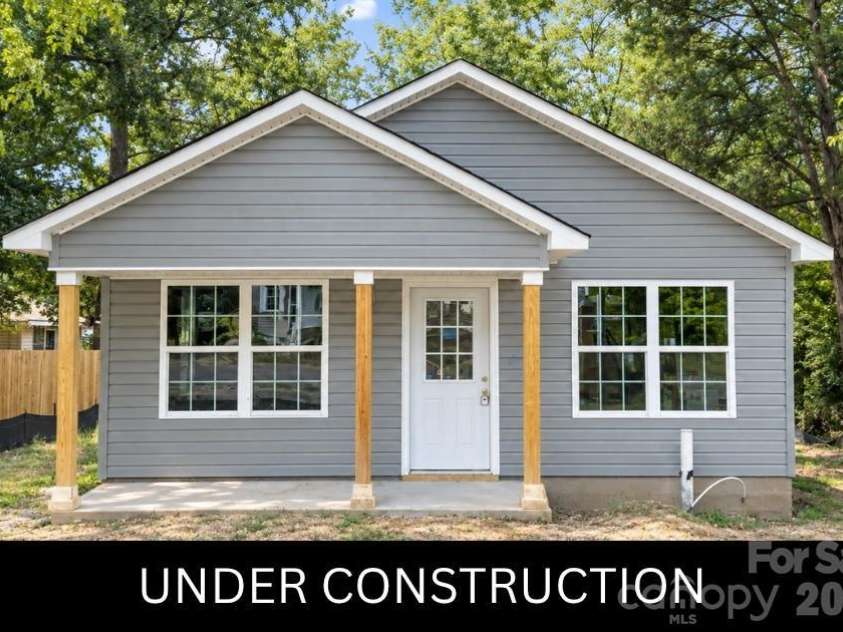 660 Flint Street, Rock Hill, SC 29730.  MLS# CAR4425532, YatesRealty ID 52369. 