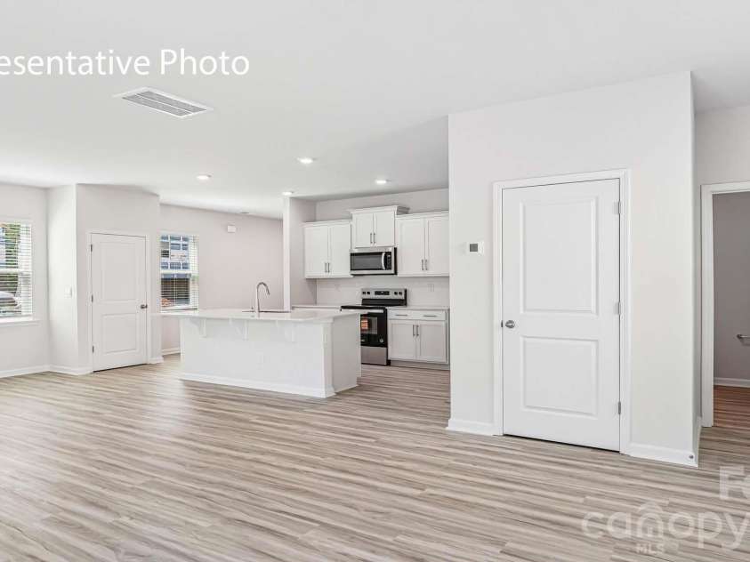 926 Two Brothers Lane, York, SC 29745.  MLS# CAR4427430, YatesRealty ID 52373. 