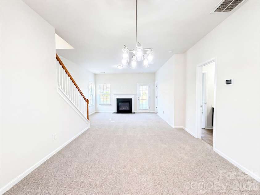 152 Clydesdale Court, Matthews, NC 28104.  MLS# CAR4426420, YatesRealty ID 52374. 